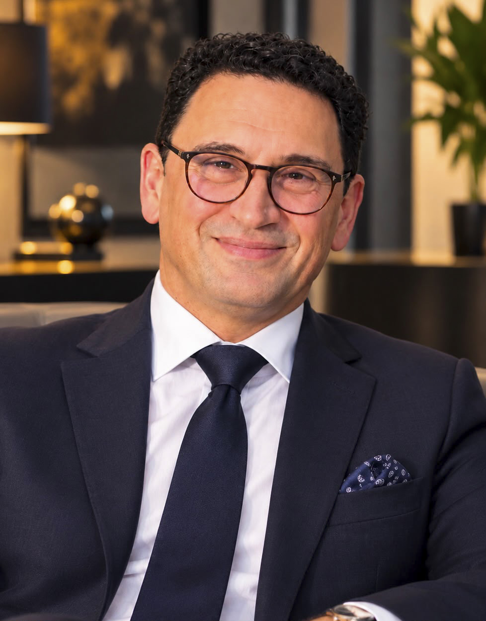 Dr. Samir Kadar